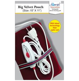 Aquagel Innovations Velvet Pouch Big Red